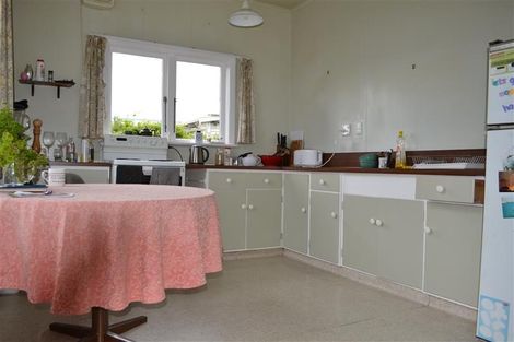 Photo of property in 32 Hereford Street, West End, Palmerston North, 4410