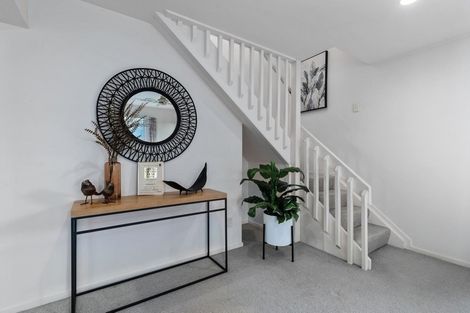 Photo of property in 2/2 School Road, Belmont, Auckland, 0622