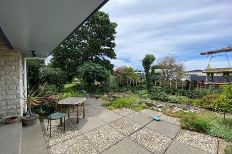 Photo of property in 2 Sunbelt Crescent, Takaka, 7110
