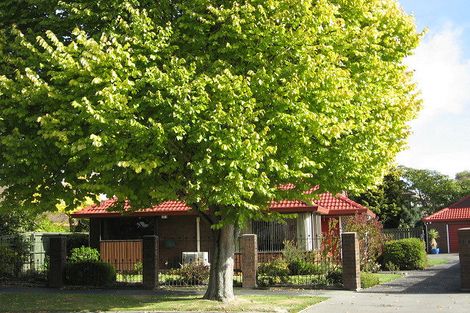 Photo of property in 12 Parr Place, Ilam, Christchurch, 8041