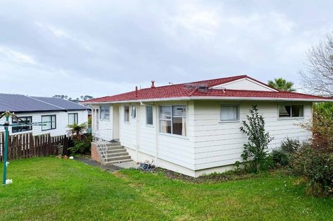 Photo of property in 3 Mowbray Place, Sunnynook, Auckland, 0620