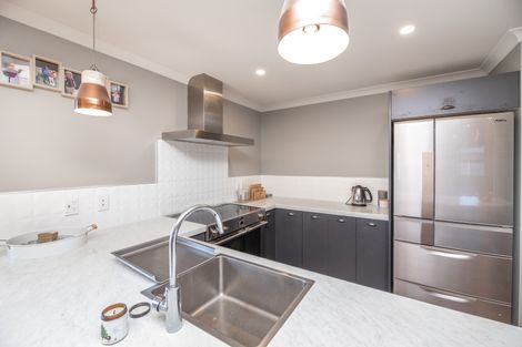 Photo of property in 7 Dundee Close, Darfield, 7510