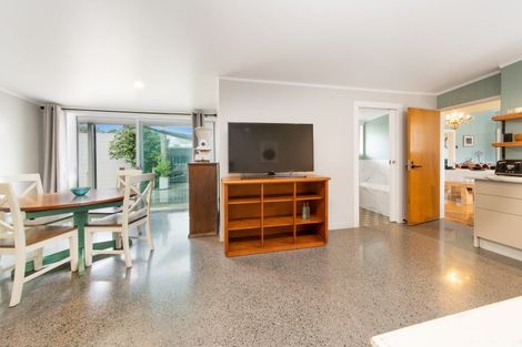 Photo of property in 53 King Street, Hikurangi, 0114