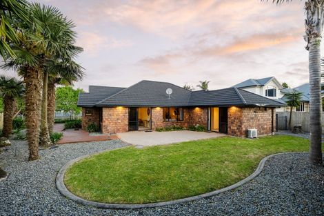 Photo of property in 14 Cherie Close, Rototuna, Hamilton, 3210