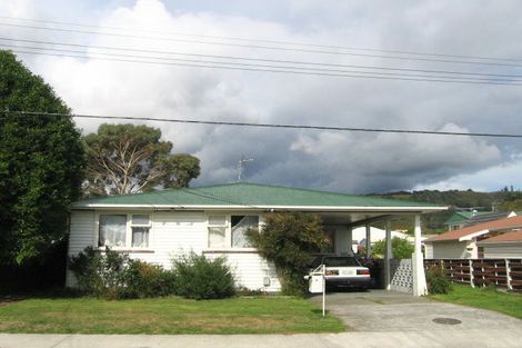 Photo of property in 12 Benge Crescent, Clouston Park, Upper Hutt, 5018