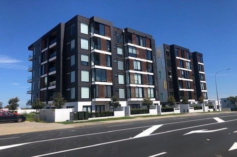 Photo of property in Frank Sargeson Apts, 503/80 Anzac Street, Takapuna, Auckland, 0622