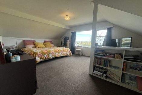 Photo of property in 2/30 Martin Crescent, Northcote, Auckland, 0627