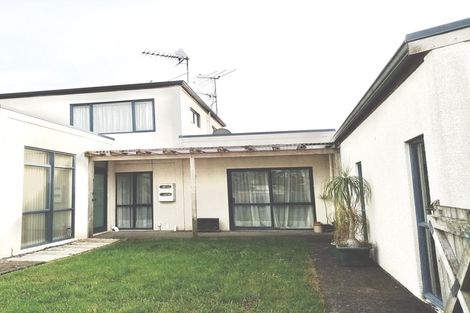 Photo of property in 8c Charlenne Close, Ranui, Auckland, 0612