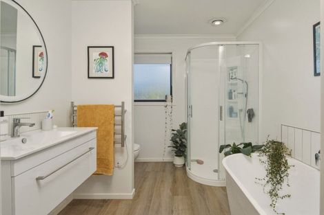 Photo of property in 102 Oakley Avenue, Springlands, Blenheim, 7201