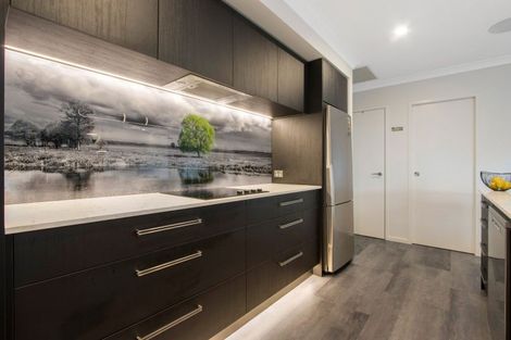 Photo of property in 6 Herring Place, Omokoroa, 3114