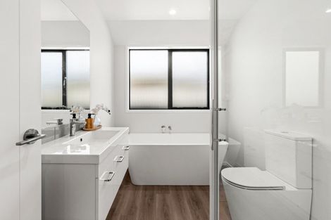 Photo of property in 13a Warwick Crescent, Taradale, Napier, 4112