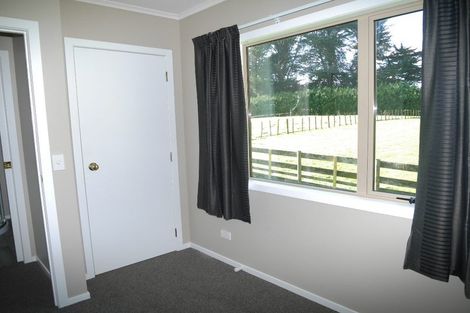 Photo of property in 11 Kebbell Drive, Waikanae, 5391
