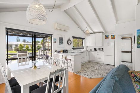 Photo of property in 215a Kiwi Road, Whangamata, 3620