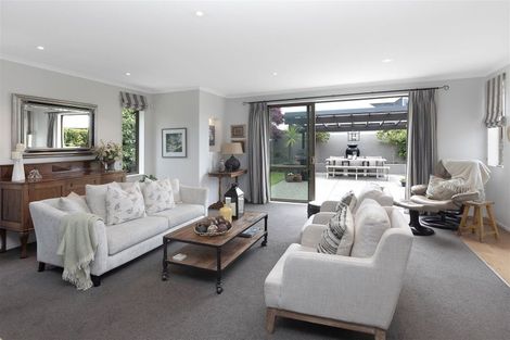 Photo of property in 135a Avonhead Road, Avonhead, Christchurch, 8042