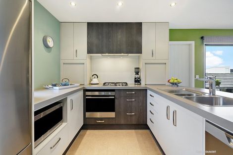 Photo of property in 17 Lacebark Lane, Woodridge, Wellington, 6037