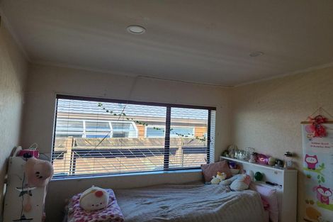 Photo of property in 27 Britannia Place, Half Moon Bay, Auckland, 2012
