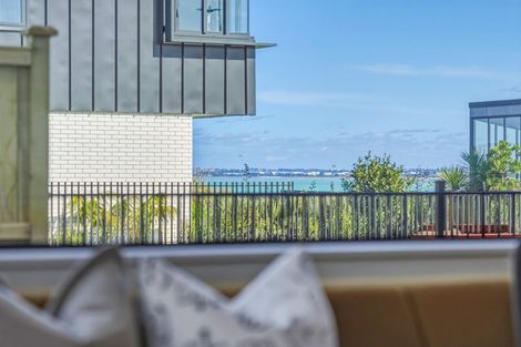 Photo of property in 12 Ocean Breeze Avenue, Hobsonville, 0616