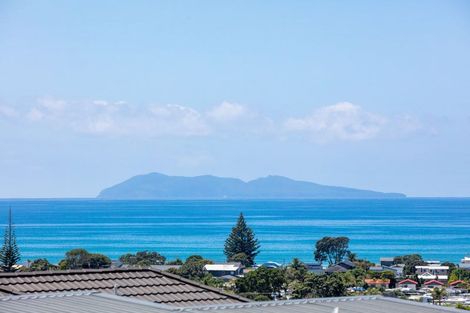 Photo of property in 35 Tohora View, Waihi Beach, 3611