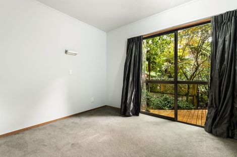 Photo of property in 2/113 Daffodil Street, Titirangi, Auckland, 0604