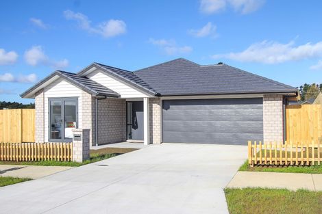 Photo of property in 22 Nellie Drive, Kumeu, 0810