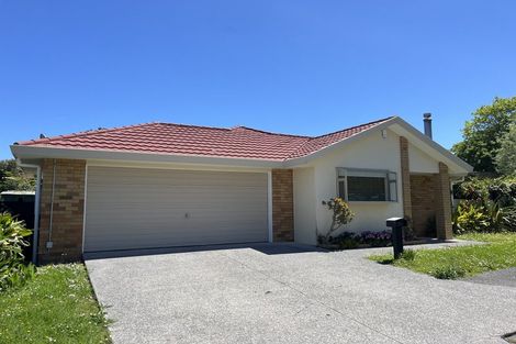 Photo of property in 1 Swanson Oaks, Swanson, Auckland, 0612