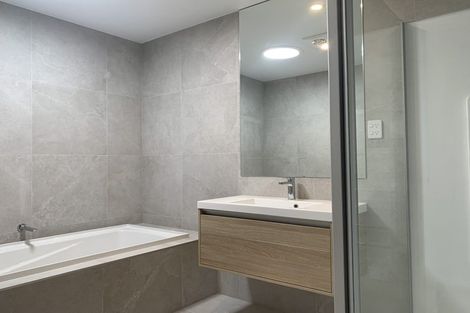 Photo of property in 15 William Calvert Drive, Swanson, Auckland, 0614