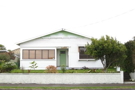 Photo of property in 24 Princes Street, Fitzroy, New Plymouth, 4312