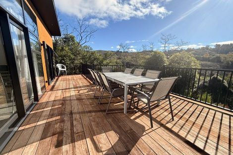 Photo of property in 7 Parawera Drive, Acacia Bay, Taupo, 3330