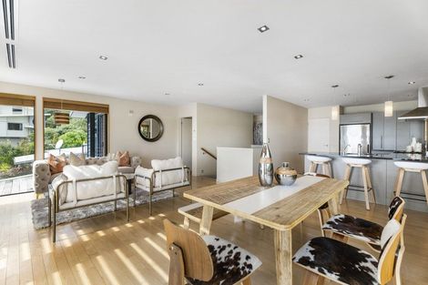 Photo of property in 50a Duncansby Road, Stanmore Bay, Whangaparaoa, 0932