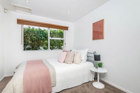 Photo of property in 32a Izard Road, Khandallah, Wellington, 6035