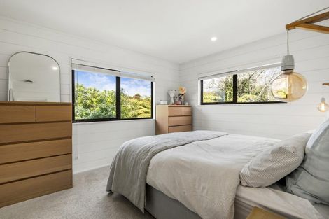 Photo of property in 2/42 Glamorgan Drive, Torbay, Auckland, 0630