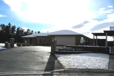 Photo of property in 12 Juniper Close, Alexandra, 9320