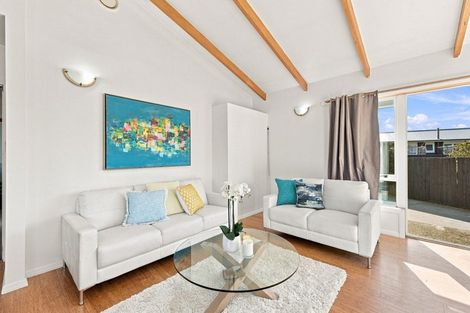 Photo of property in 11 Oban Place, Woolston, Christchurch, 8062