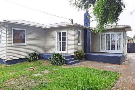 Photo of property in 15a Barbary Avenue, Kelston, Auckland, 0602