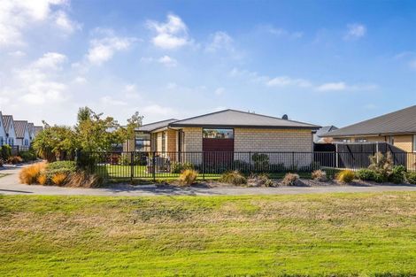 Photo of property in 10 Waiotahi Road, Kaiapoi, 7630