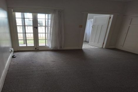 Photo of property in 4 Walters Road, Mount Wellington, Auckland, 1062