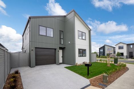 Photo of property in 9 Verde Lane, Rosehill, Papakura, 2113