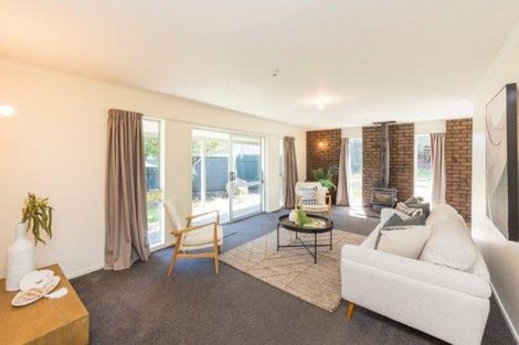 Photo of property in 42 Meadowbrook Drive, Cloverlea, Palmerston North, 4412