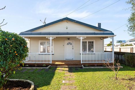 Photo of property in 12 Smith Street, Frankton, Hamilton, 3204