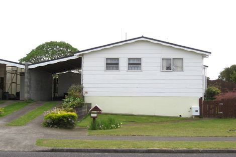 Photo of property in 2/18 Culzean Grove, Bell Block, New Plymouth, 4312