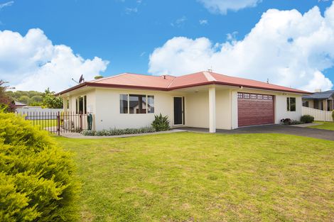 Photo of property in 19 Margaret Place, Lytton West, Gisborne, 4010