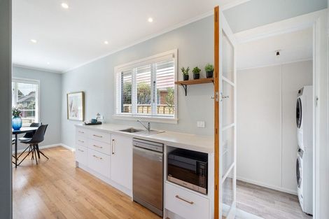 Photo of property in 11a Palmside Street, Somerfield, Christchurch, 8024