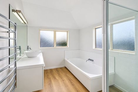 Photo of property in 115 Edgeware Road, St Albans, Christchurch, 8014