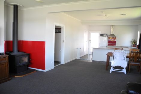 Photo of property in 30 Parsonage Road, Waimate, 7924