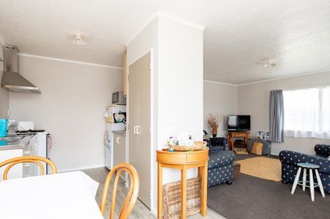 Photo of property in 3 Madgwick Place, Ngatea, 3503