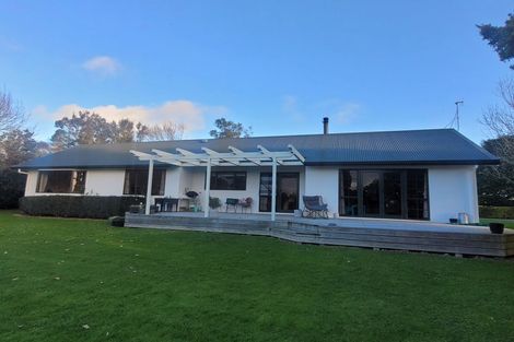 Photo of property in 1450a Rangiotu Road, Tiakitahuna, Palmerston North, 4477