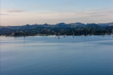 Photo of property in 100 Doves Bay Road, Kerikeri, 0294