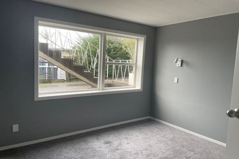 Photo of property in 68 Gladstone Road, Northcote, Auckland, 0627