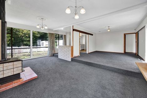 Photo of property in 16 Bridger Place, Eltham, 4322