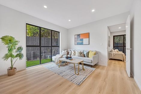 Photo of property in 48 Lewisham Street, Highland Park, Auckland, 2010